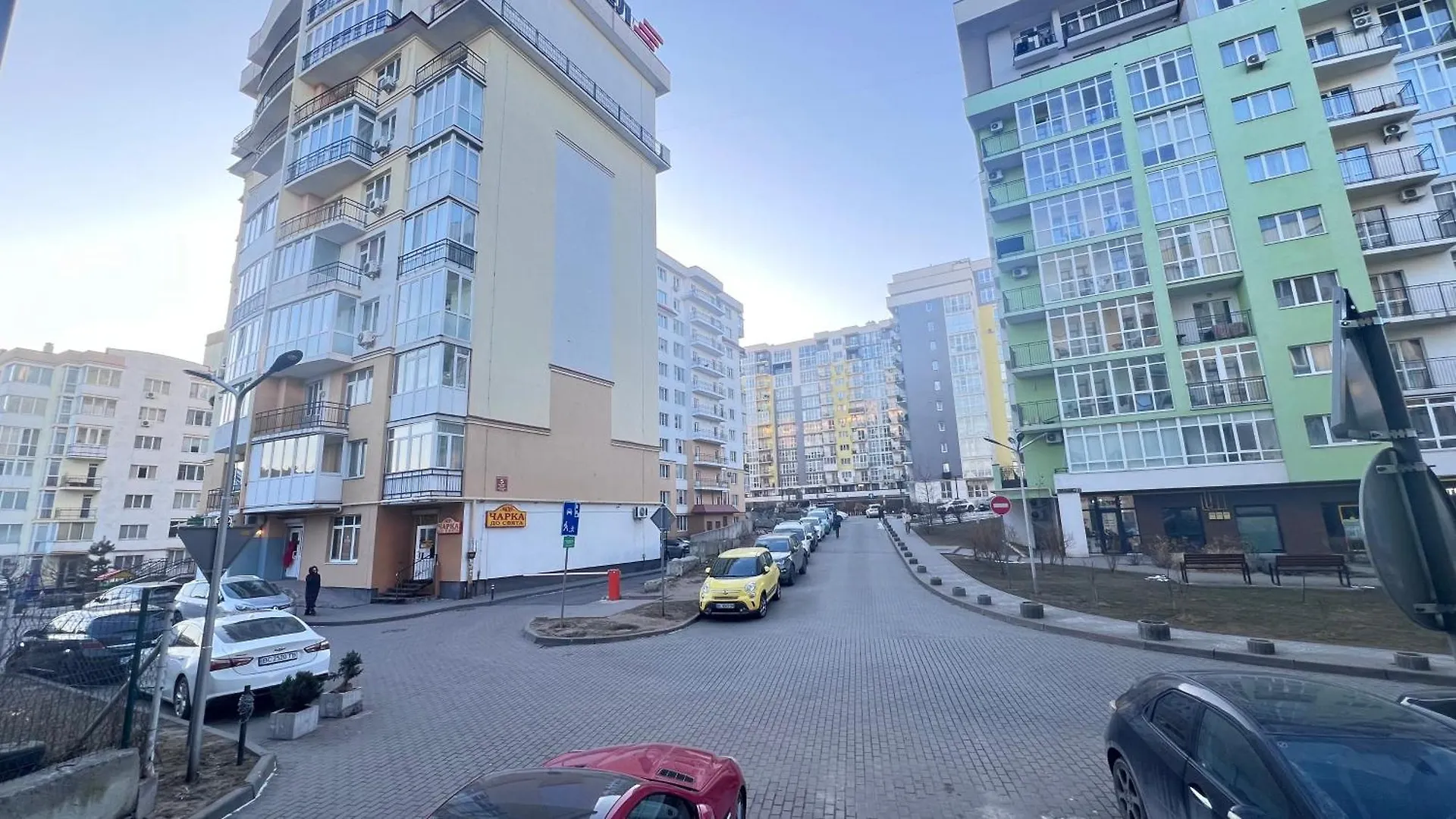 Osapart Knaza Svatoslava 5 Lviv 0*,